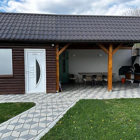 Apartmani Lotus Vrdnik Buitenkant foto