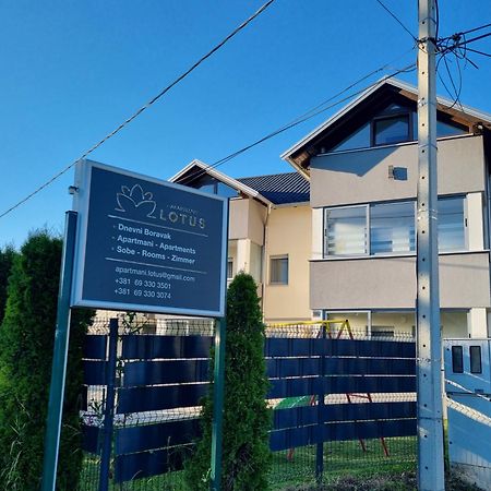 Apartmani Lotus Vrdnik Buitenkant foto