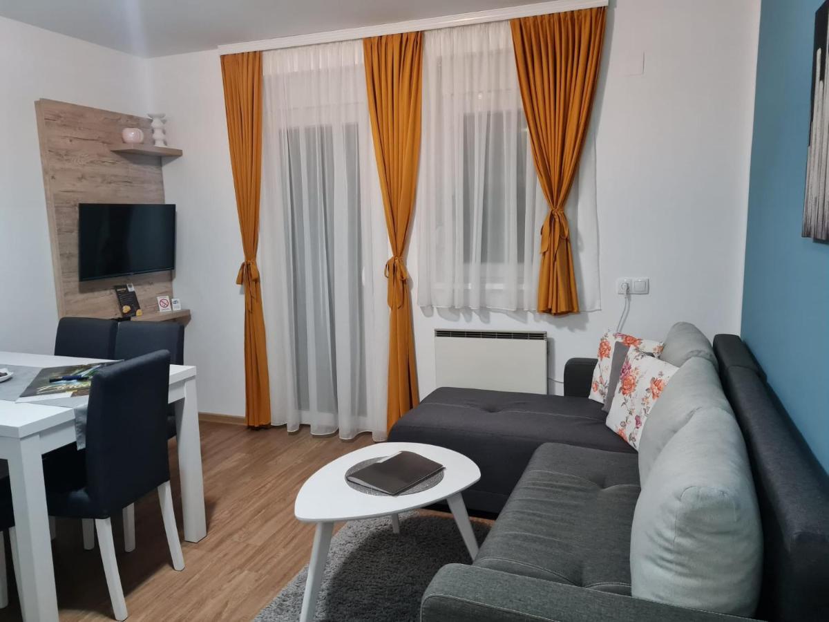 Apartmani Lotus Vrdnik Buitenkant foto