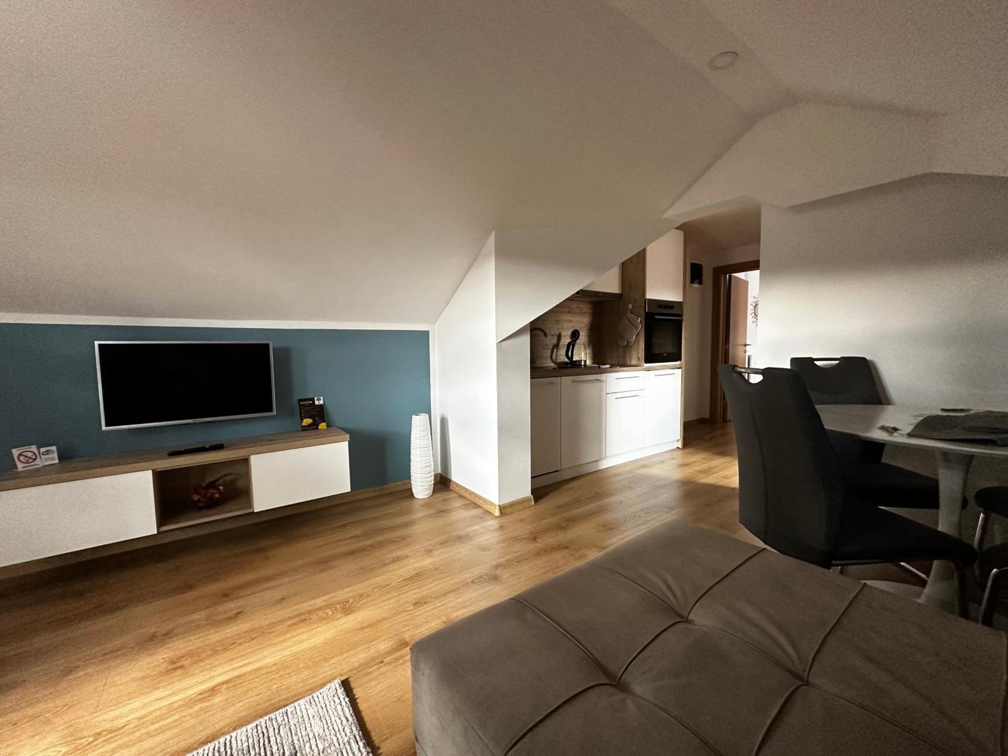 Apartmani Lotus Vrdnik Buitenkant foto