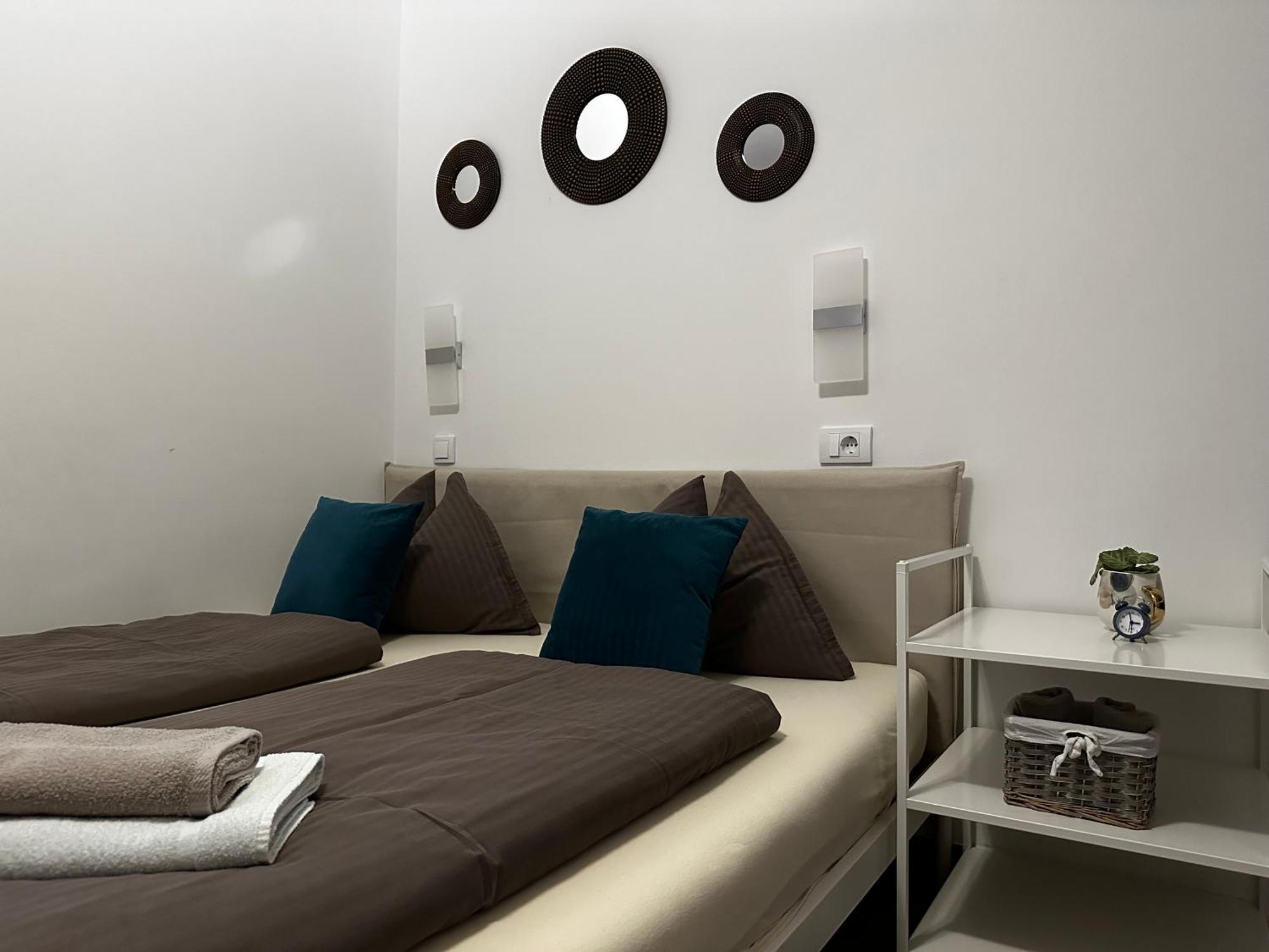 Apartmani Lotus Vrdnik Buitenkant foto